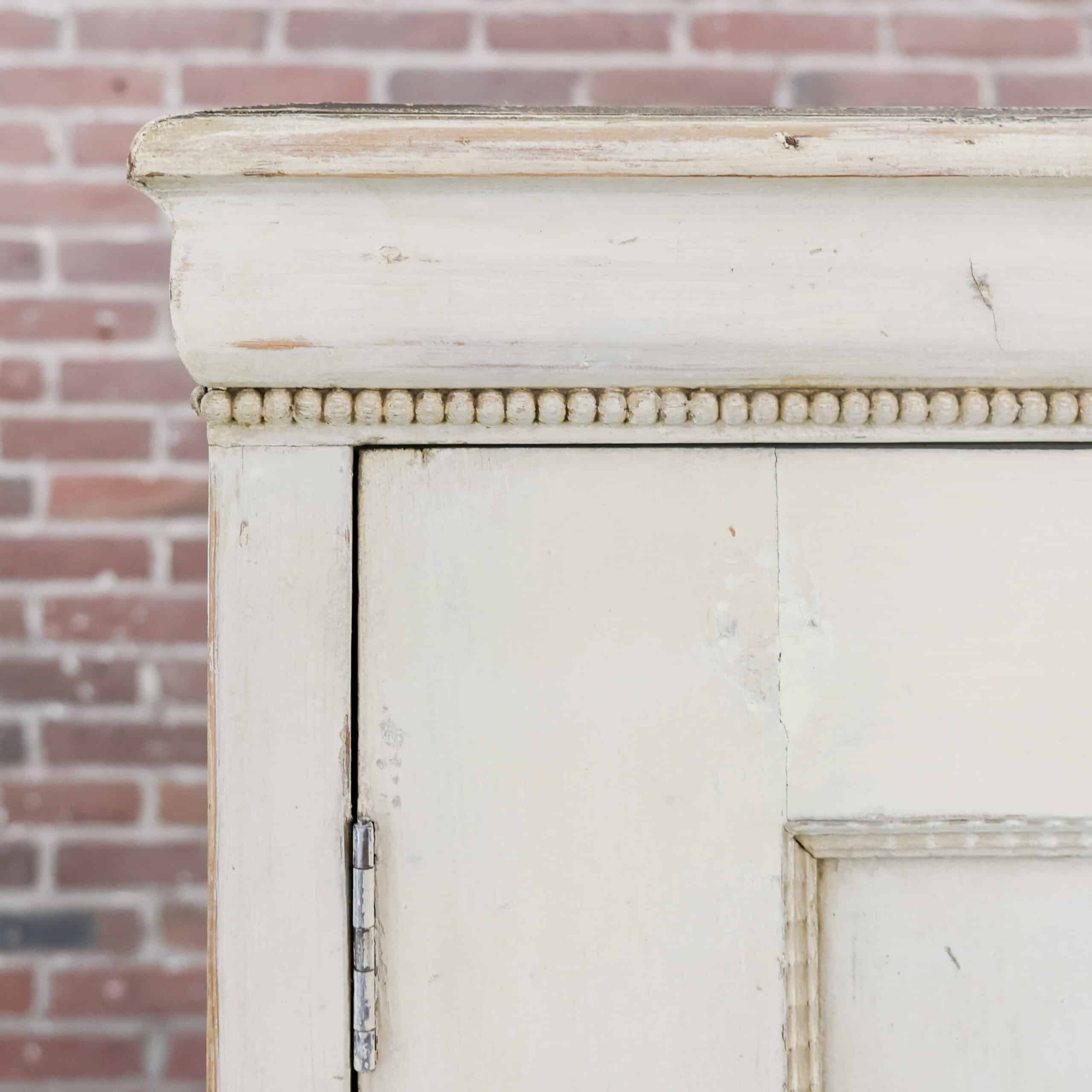 Brocante driedeurs linnenkast - Afbeelding 6