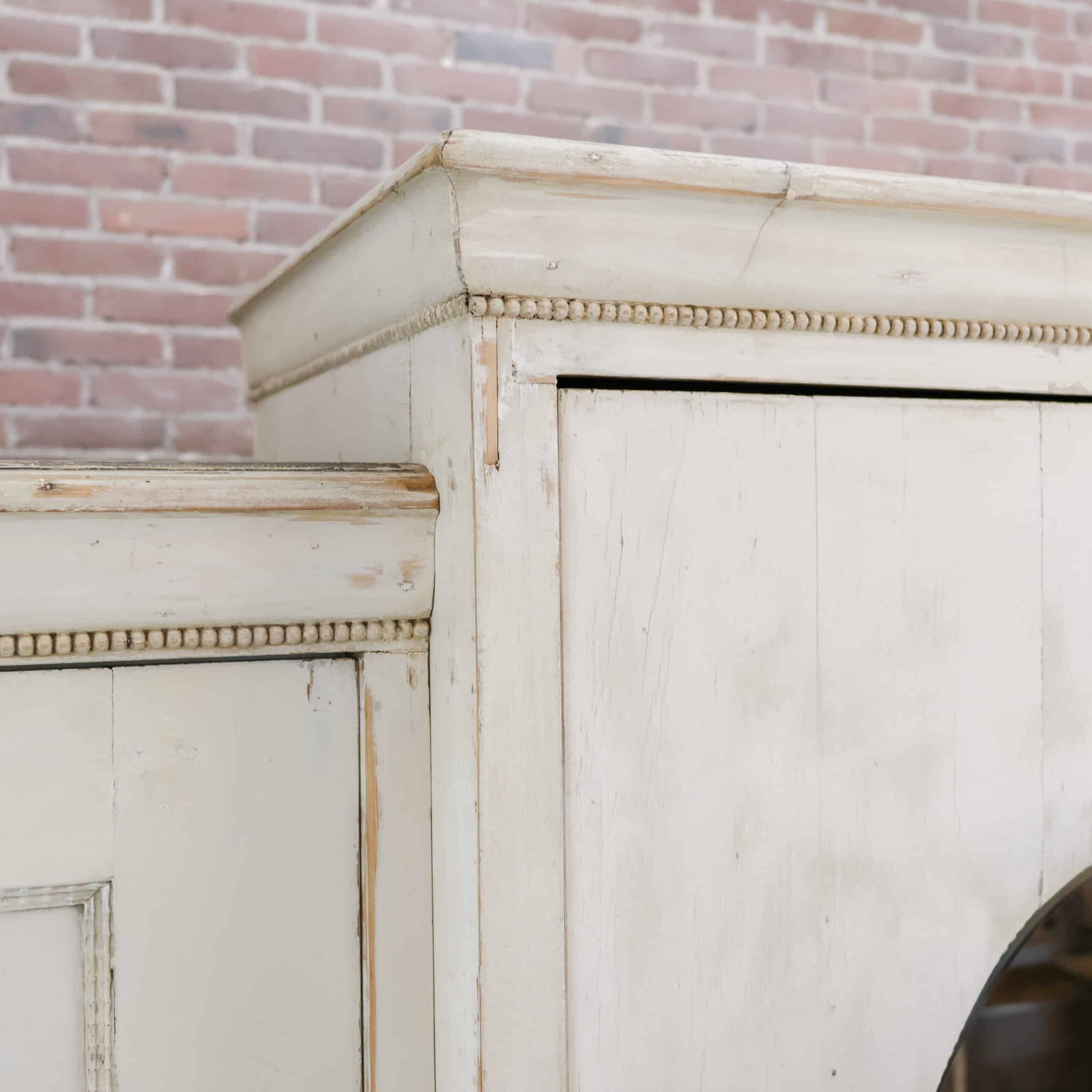 Brocante driedeurs linnenkast - Afbeelding 7