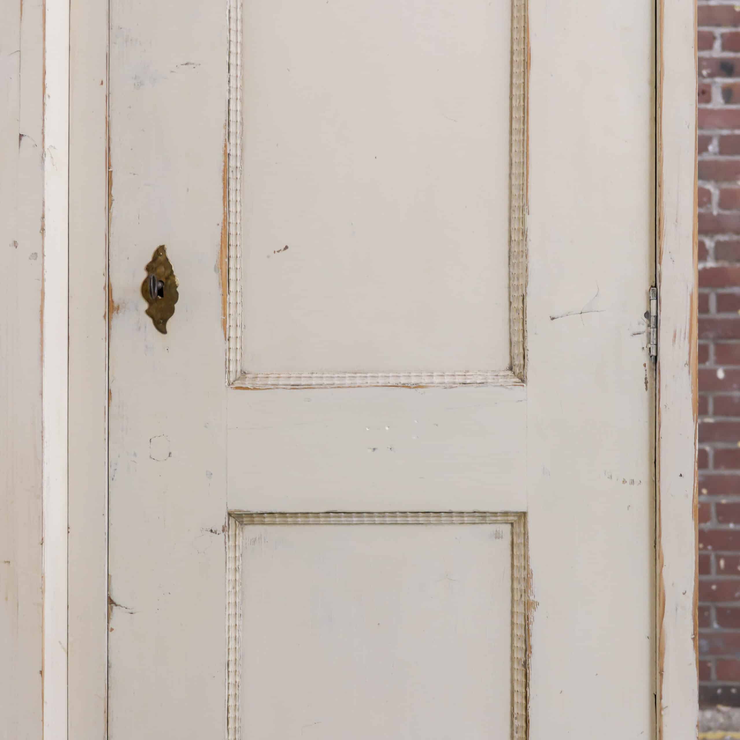 Brocante driedeurs linnenkast - Afbeelding 9