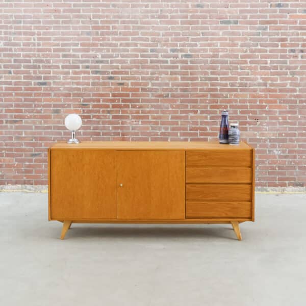 Vintage dressoir - Interier Praha