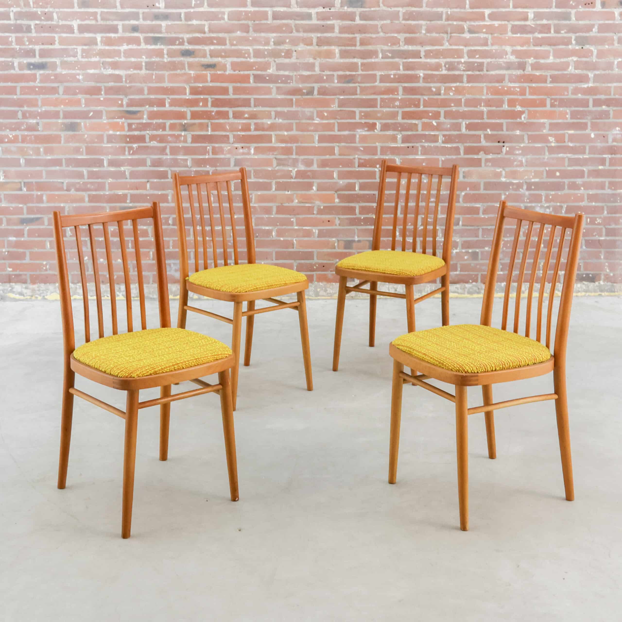 Mid-century stoelen (prijs per stuk)