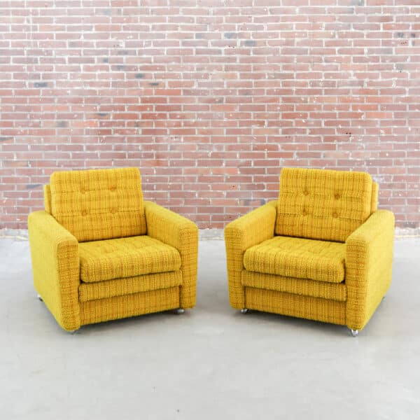 Mid century okergele fauteuil