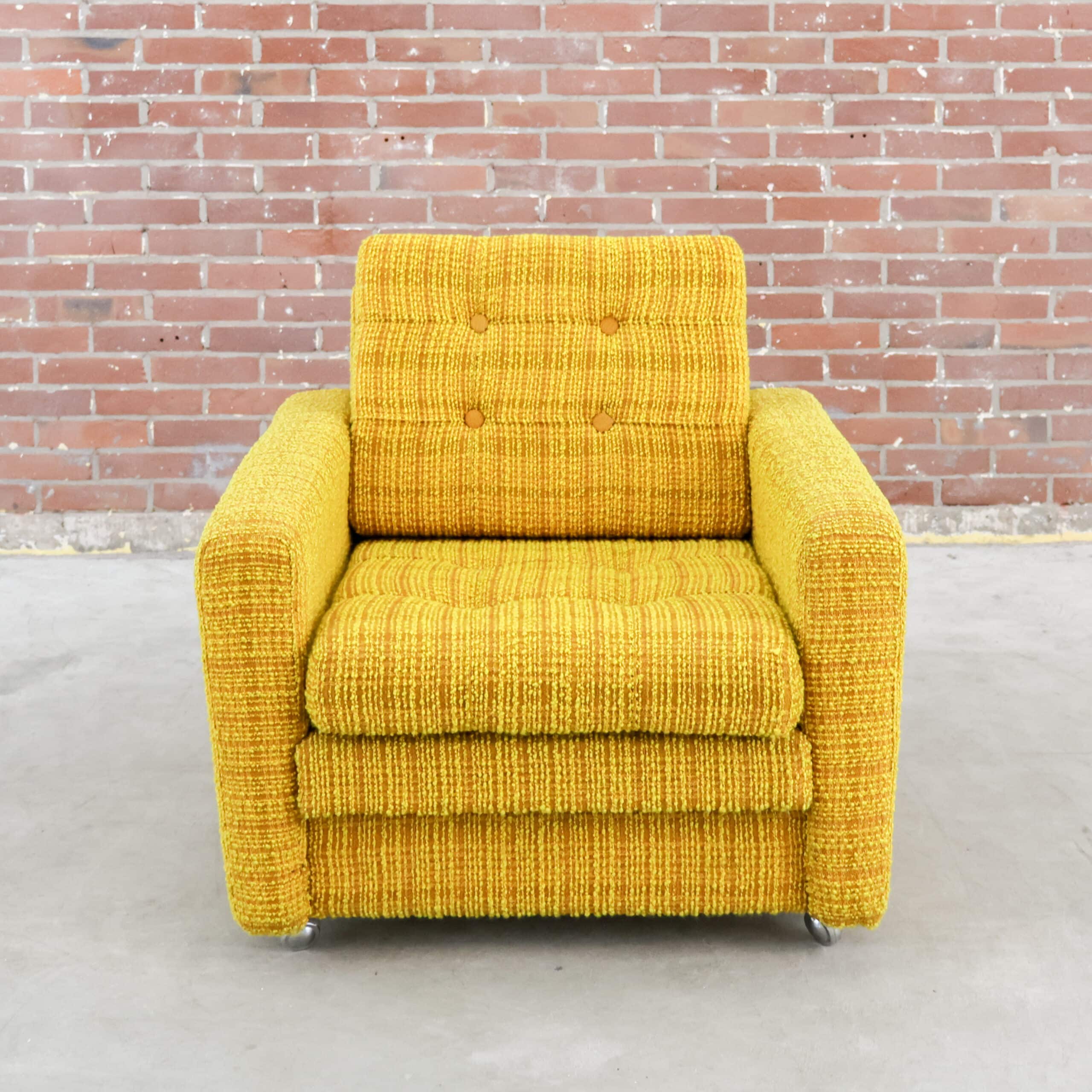 Mid century okergele fauteuil (prijs is per stuk) - Afbeelding 3