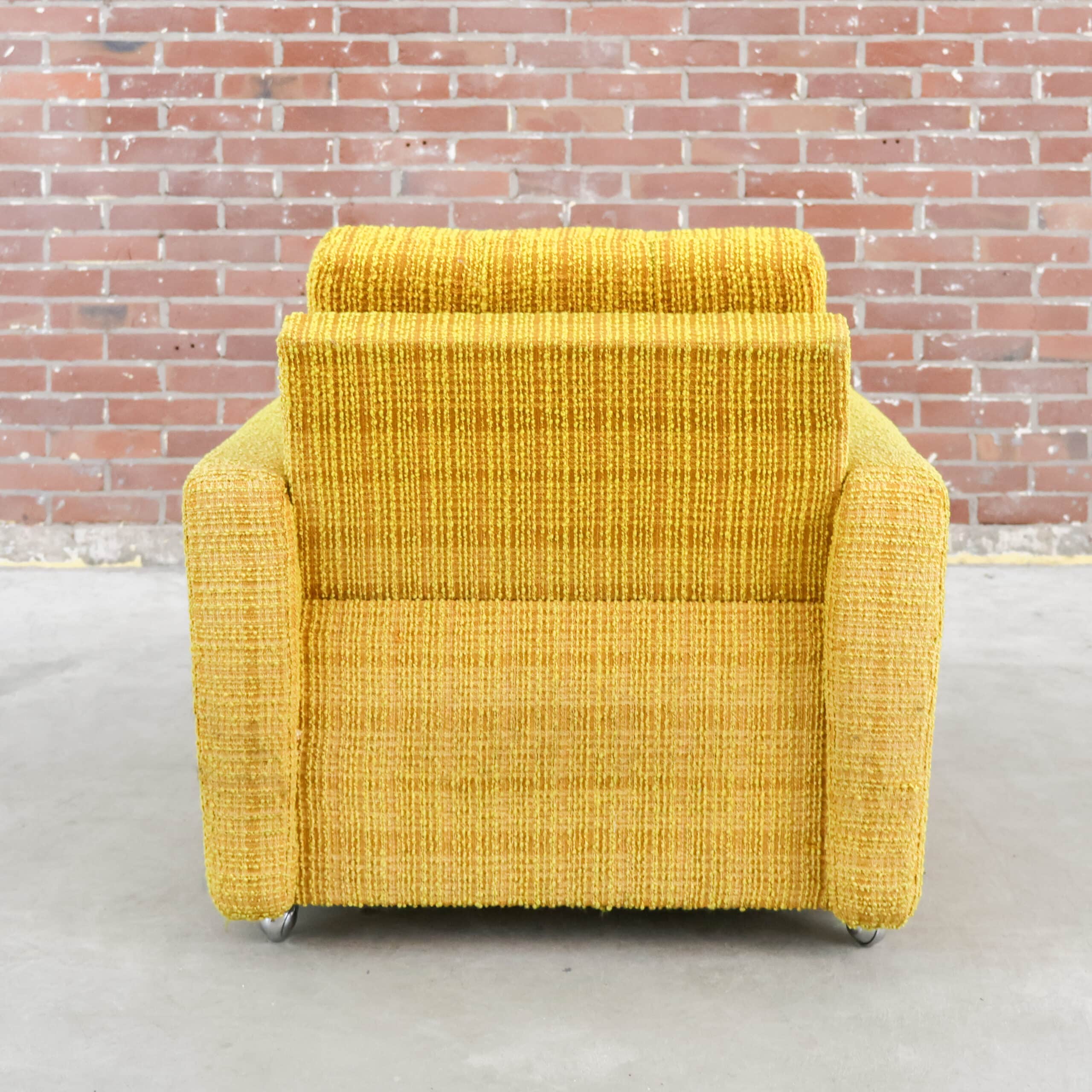Mid century okergele fauteuil (prijs is per stuk) - Afbeelding 9