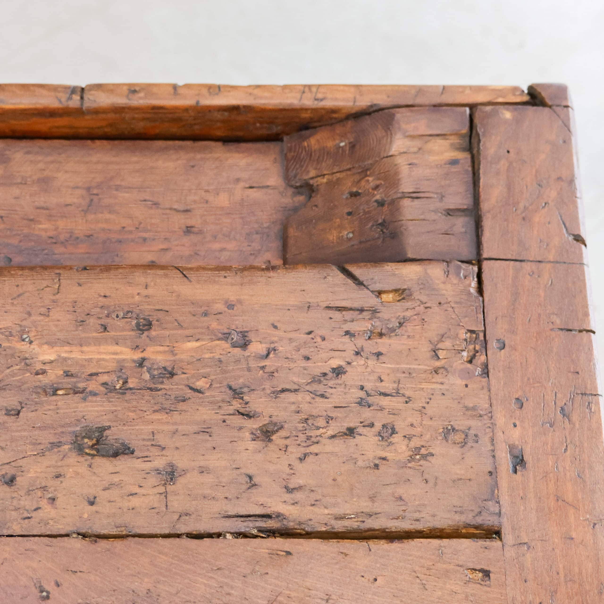 Vintage werkbank met bankschroef - Afbeelding 6
