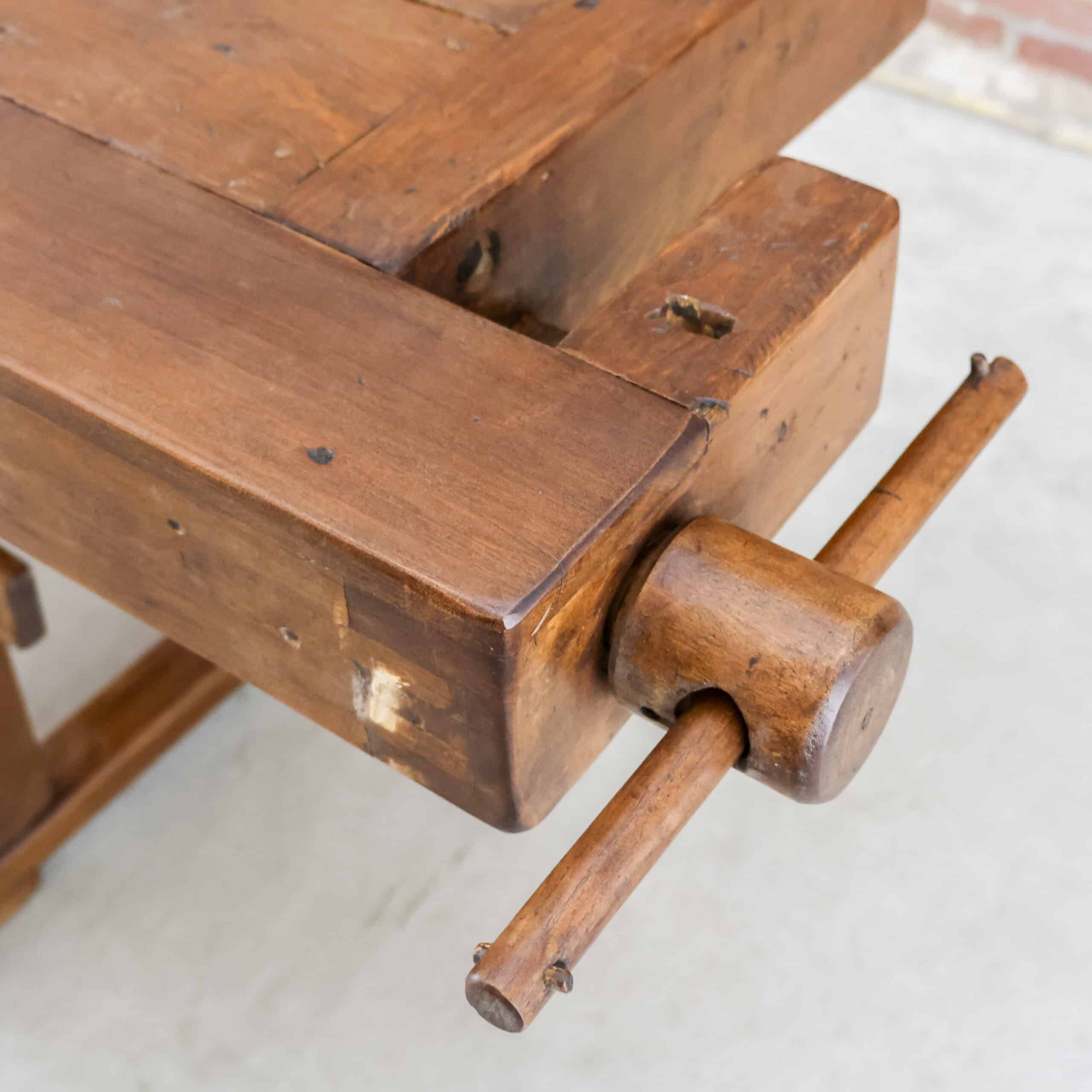 Vintage werkbank met bankschroef - Afbeelding 8