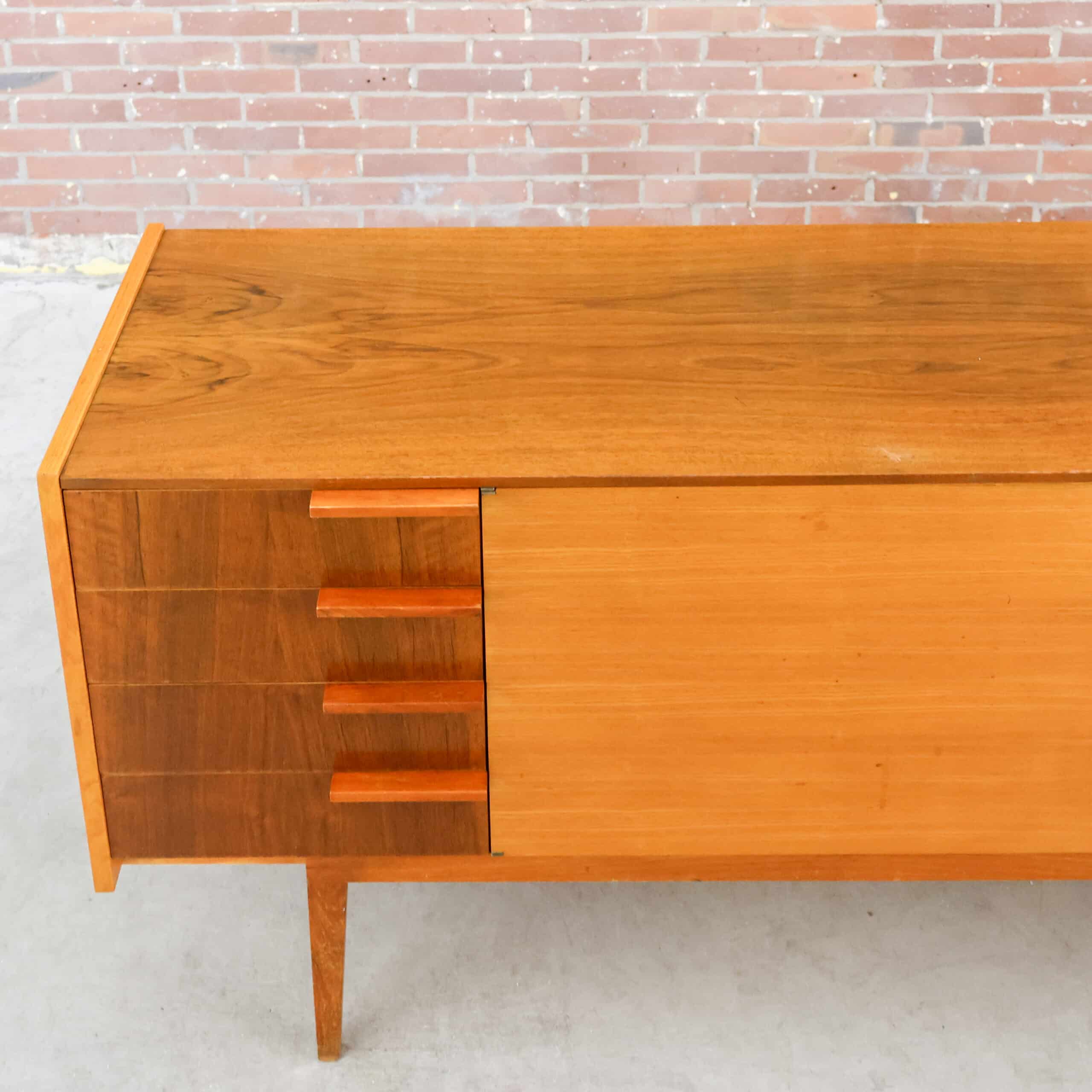 Mid-century dressoir - Up Závody - Afbeelding 7