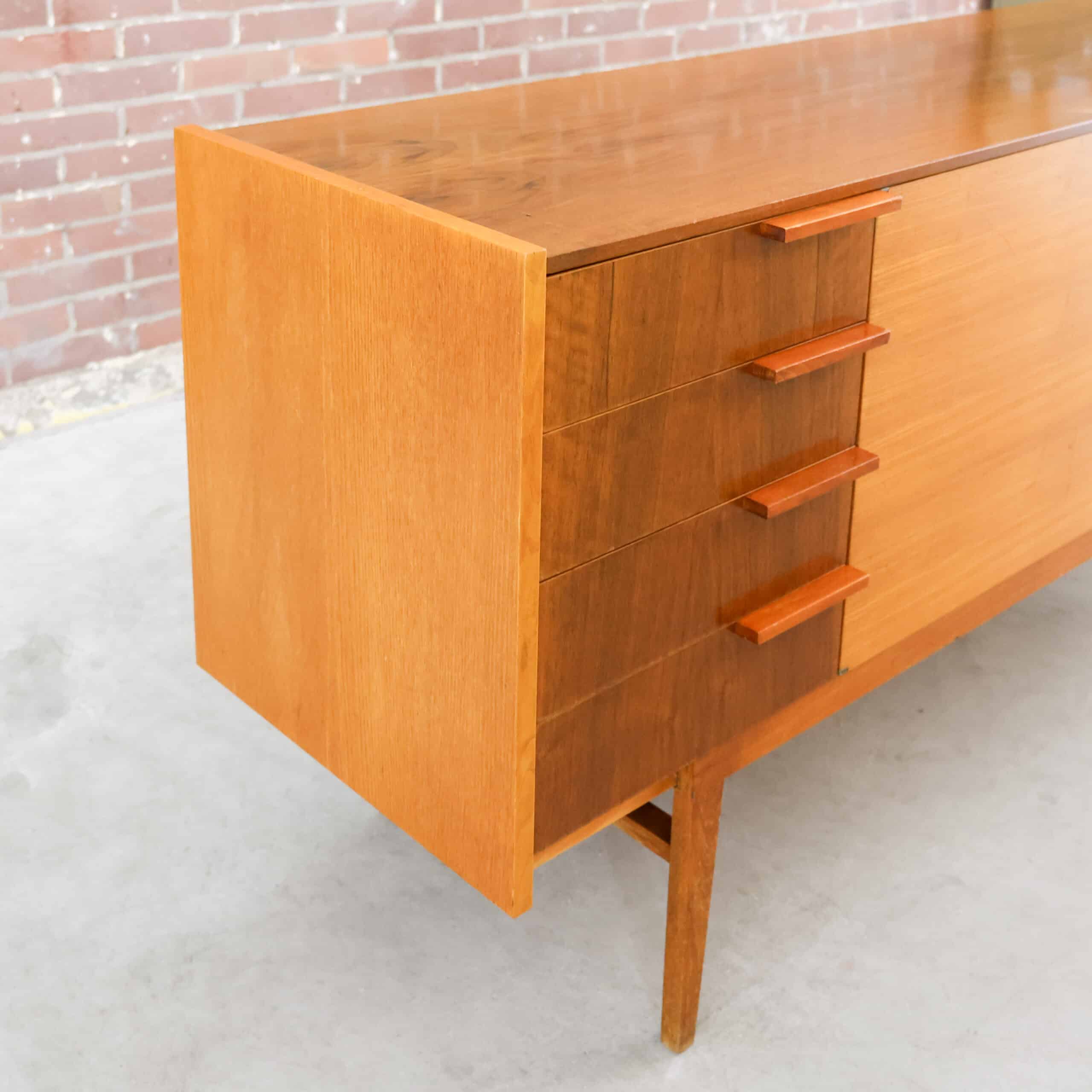 Mid-century dressoir - Up Závody - Afbeelding 12