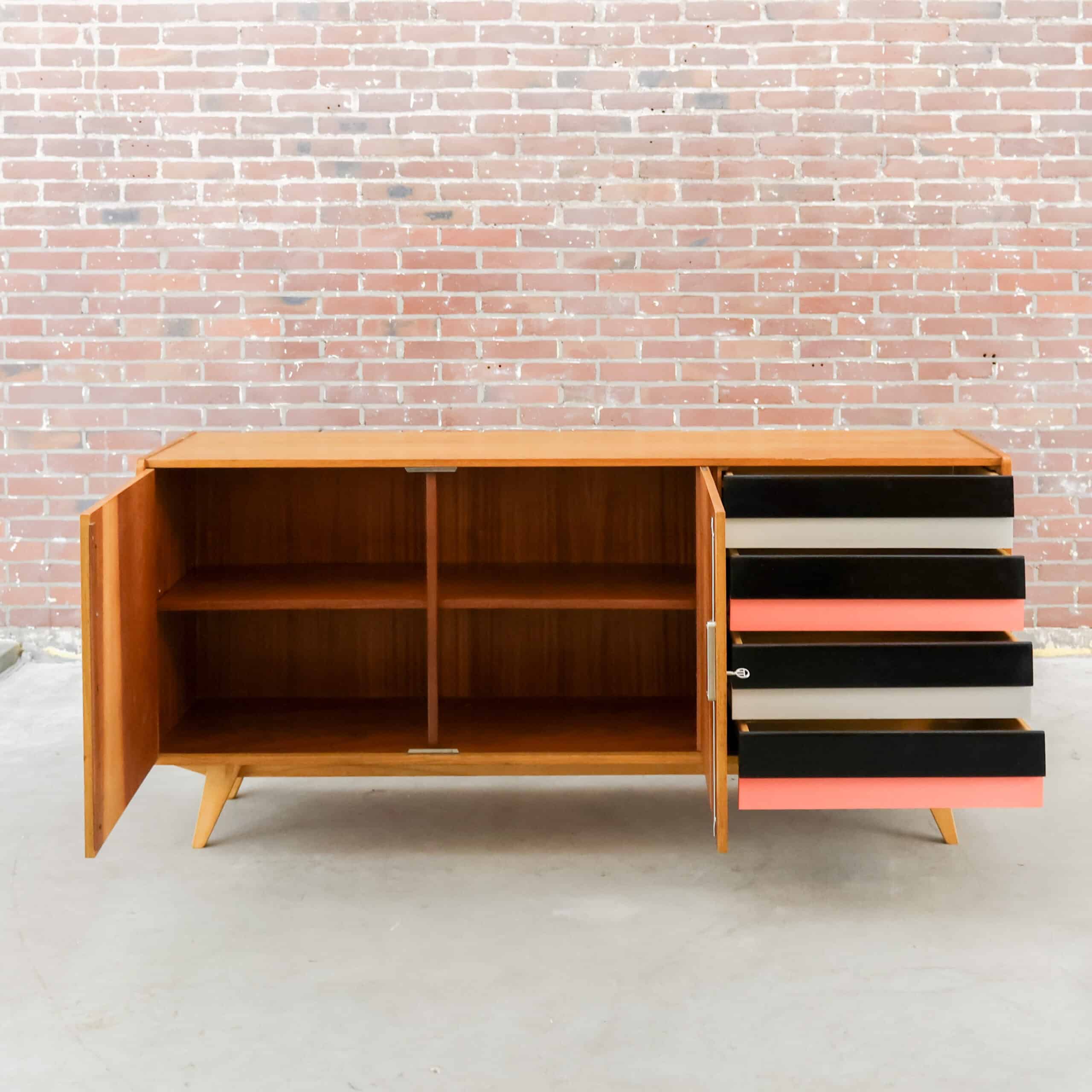 Mid-century dressoir - Interier - Afbeelding 2