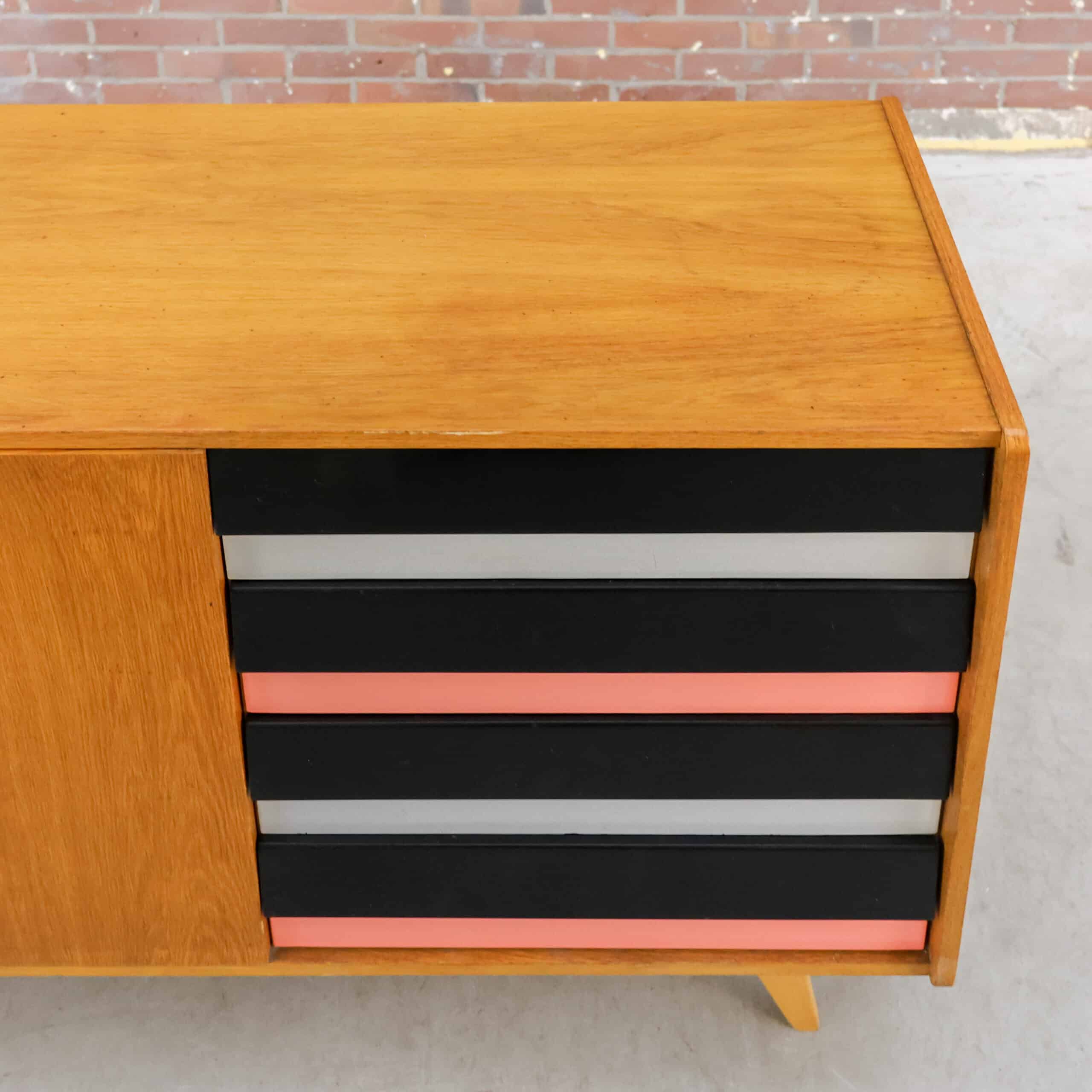 Mid-century dressoir - Interier - Afbeelding 8