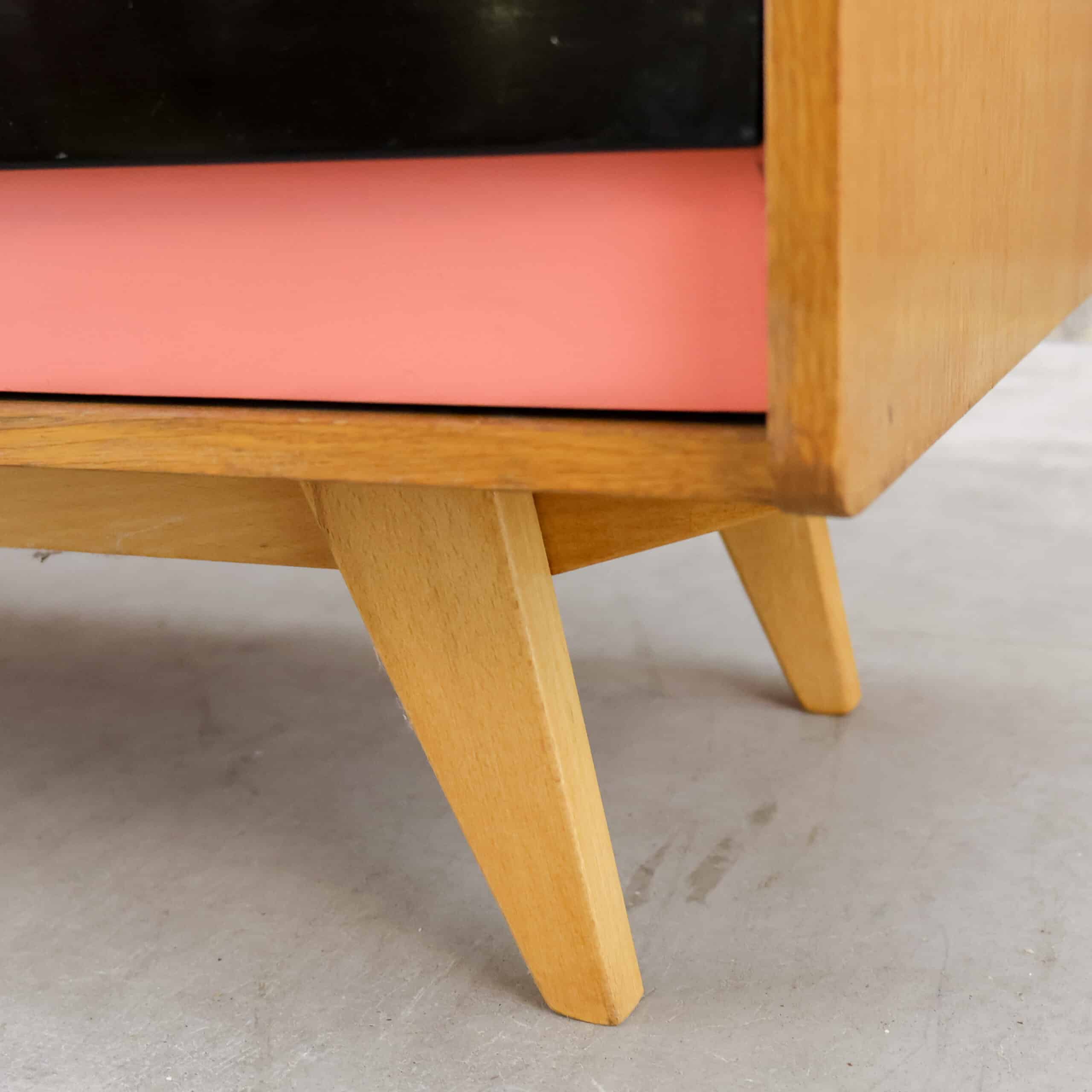 Mid-century dressoir - Interier - Afbeelding 10