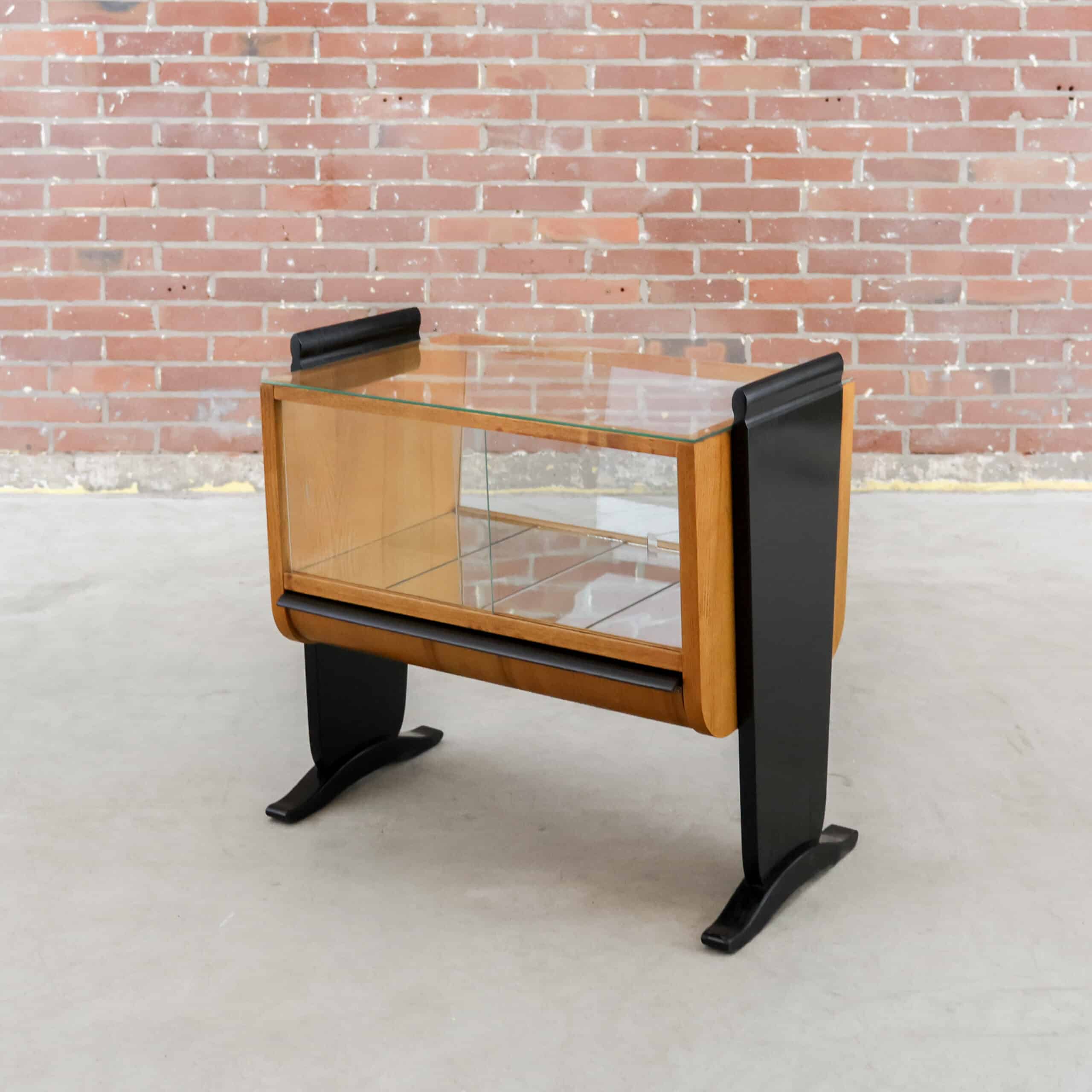 Vintage bar/vitrinetafel - Jindřich Halabala