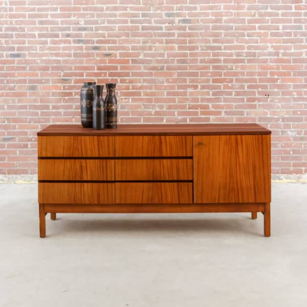Vintage dressoir - Nový Domov