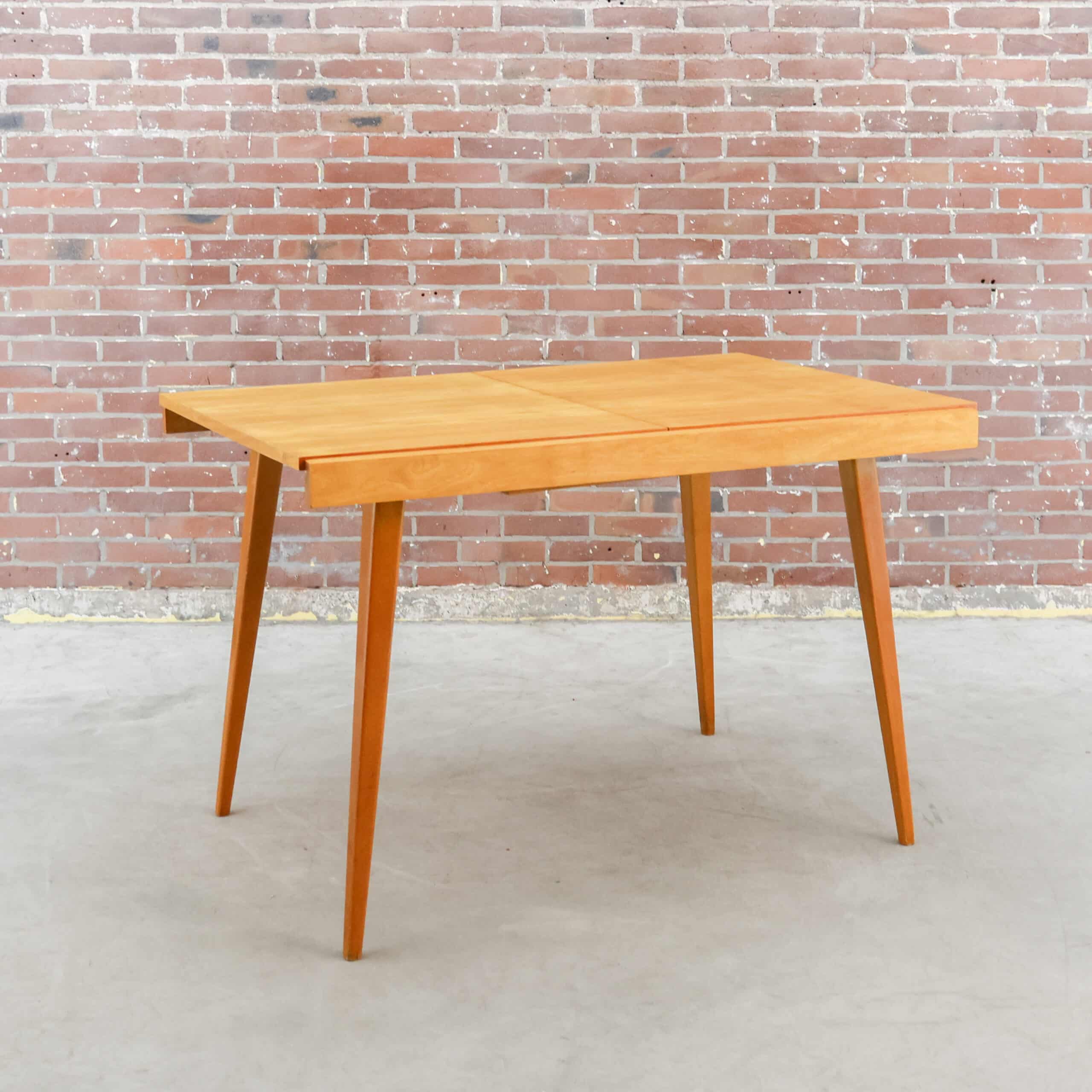 Vintage uitschuifbare eettafel - Nový Domov