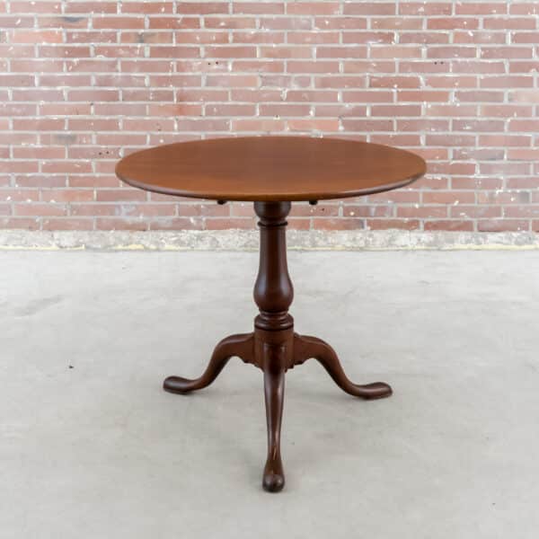 Antieke Engelse tilt-top tafel