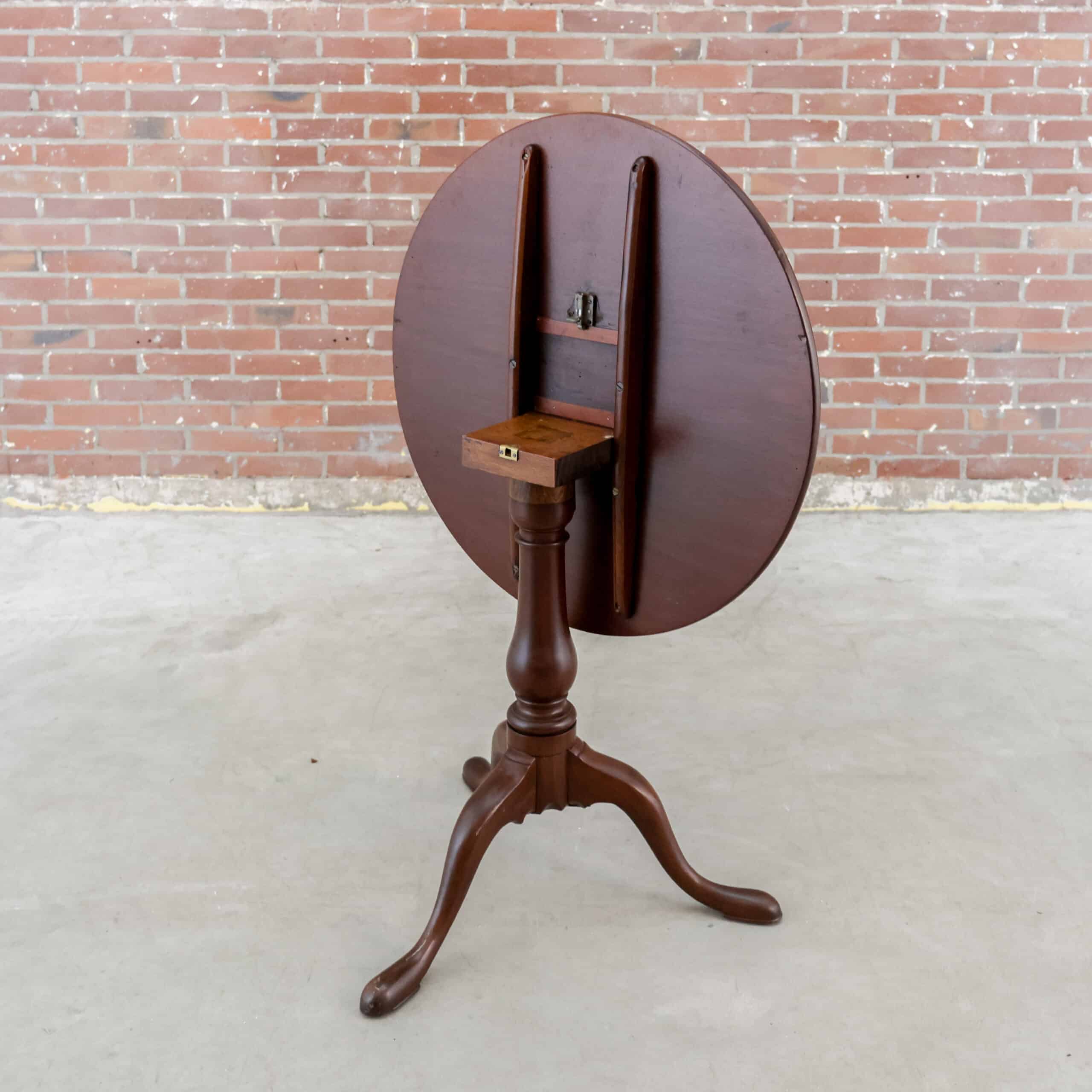 Antieke Engelse tilt-top tafel - Afbeelding 3