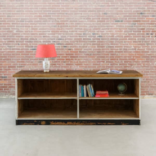 Brocante open dressoir