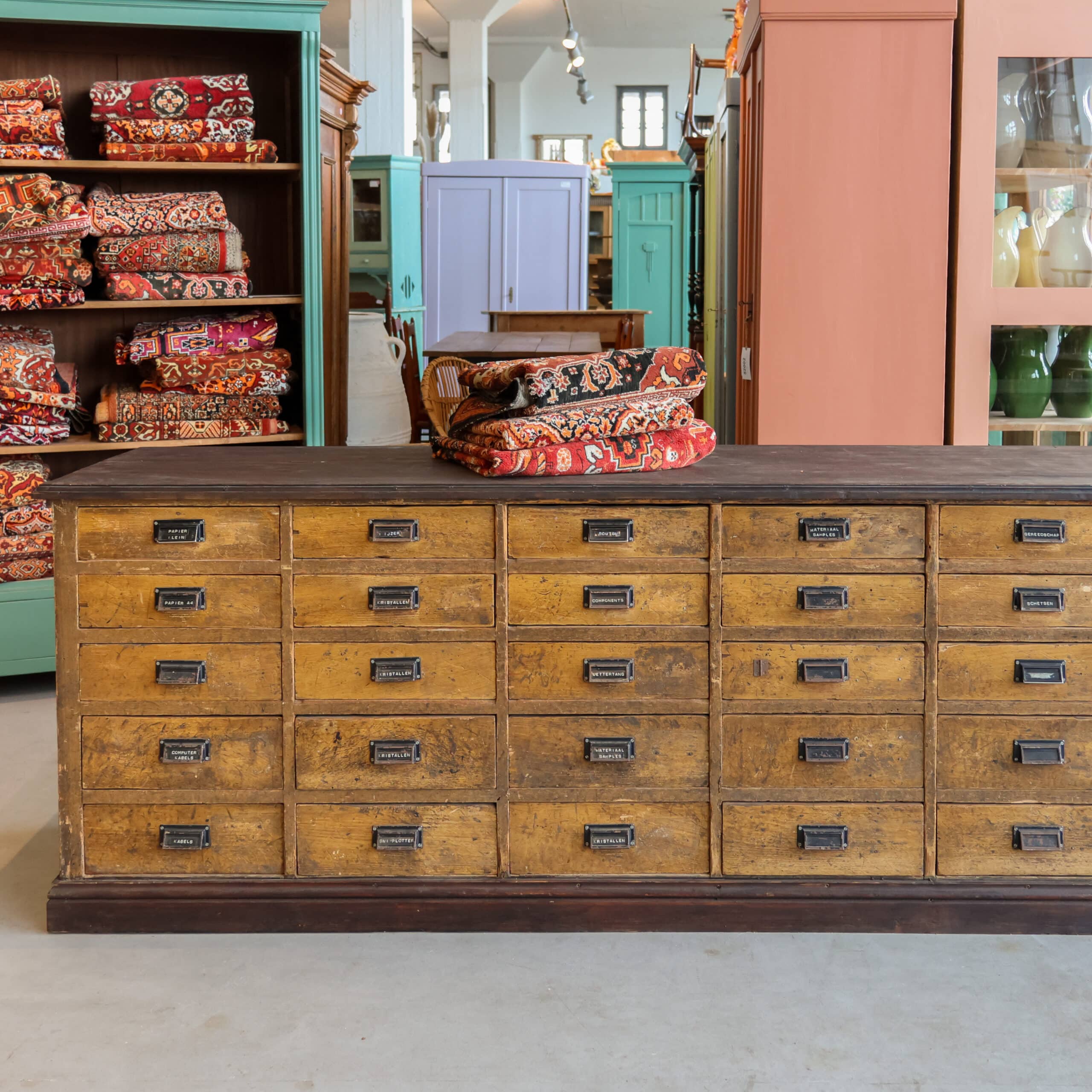 Authentieke apothekers/archiefkast - 4,5 meter - Afbeelding 3