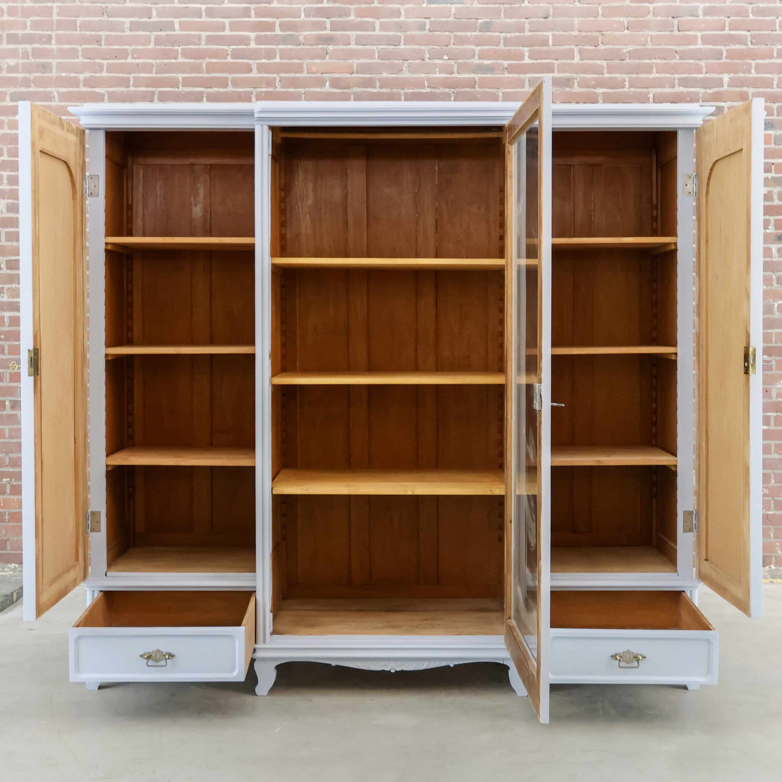 Brocante driedeurs kast - Afbeelding 2