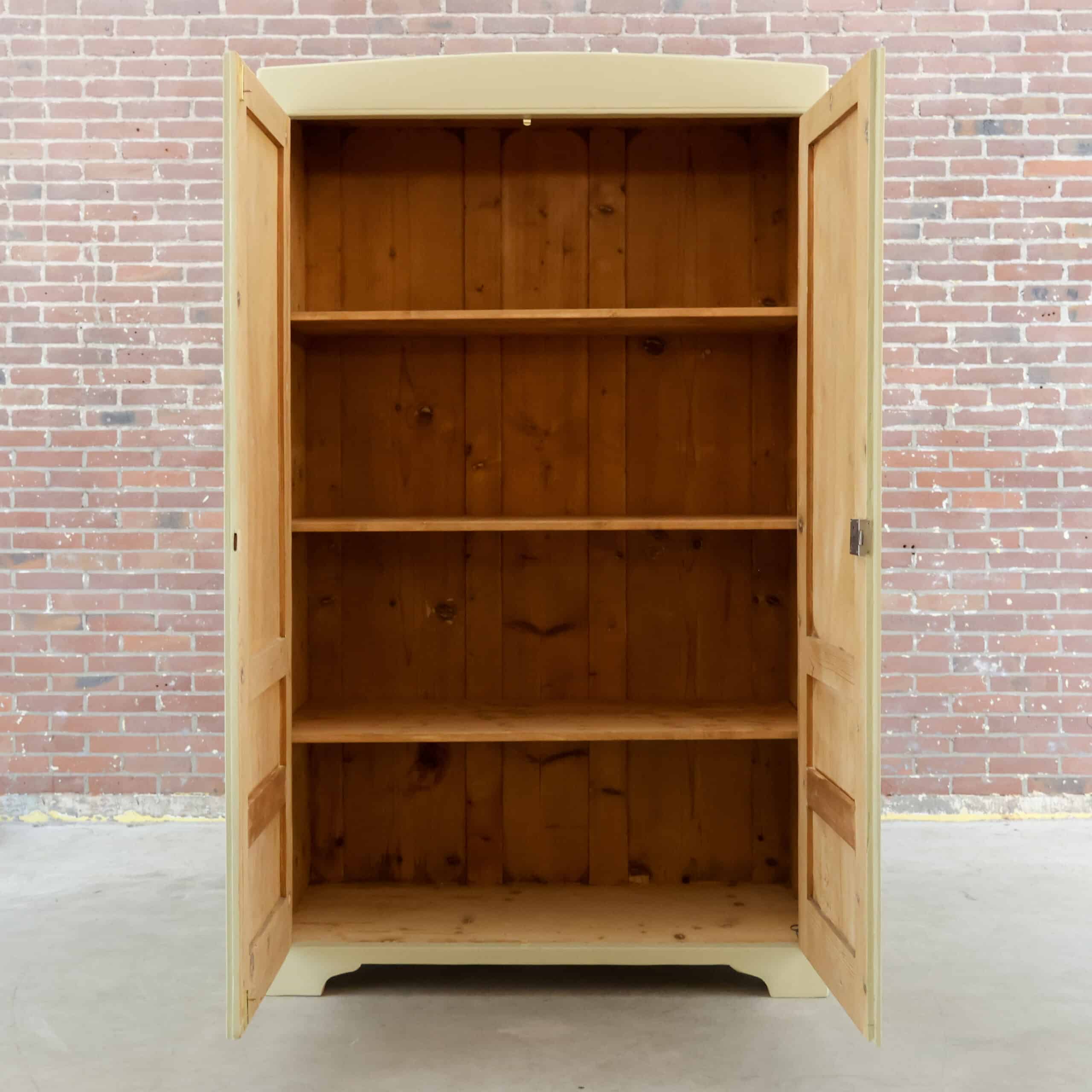Brocante crème linnenkast – Bild 2