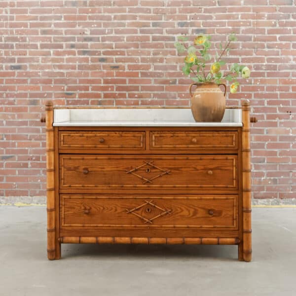 Faux bamboo ladekast