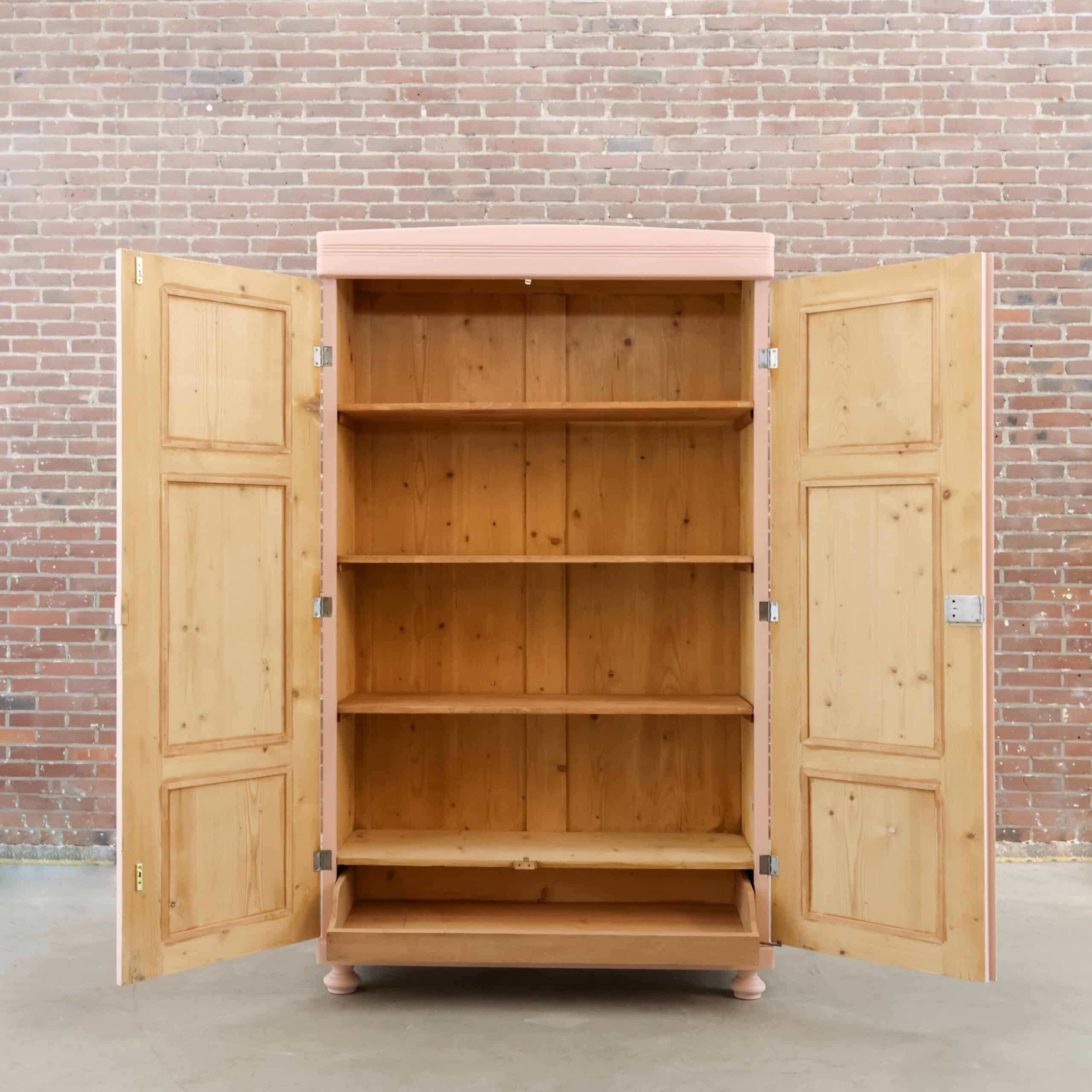 Brocante lichtroze linnenkast - Afbeelding 2