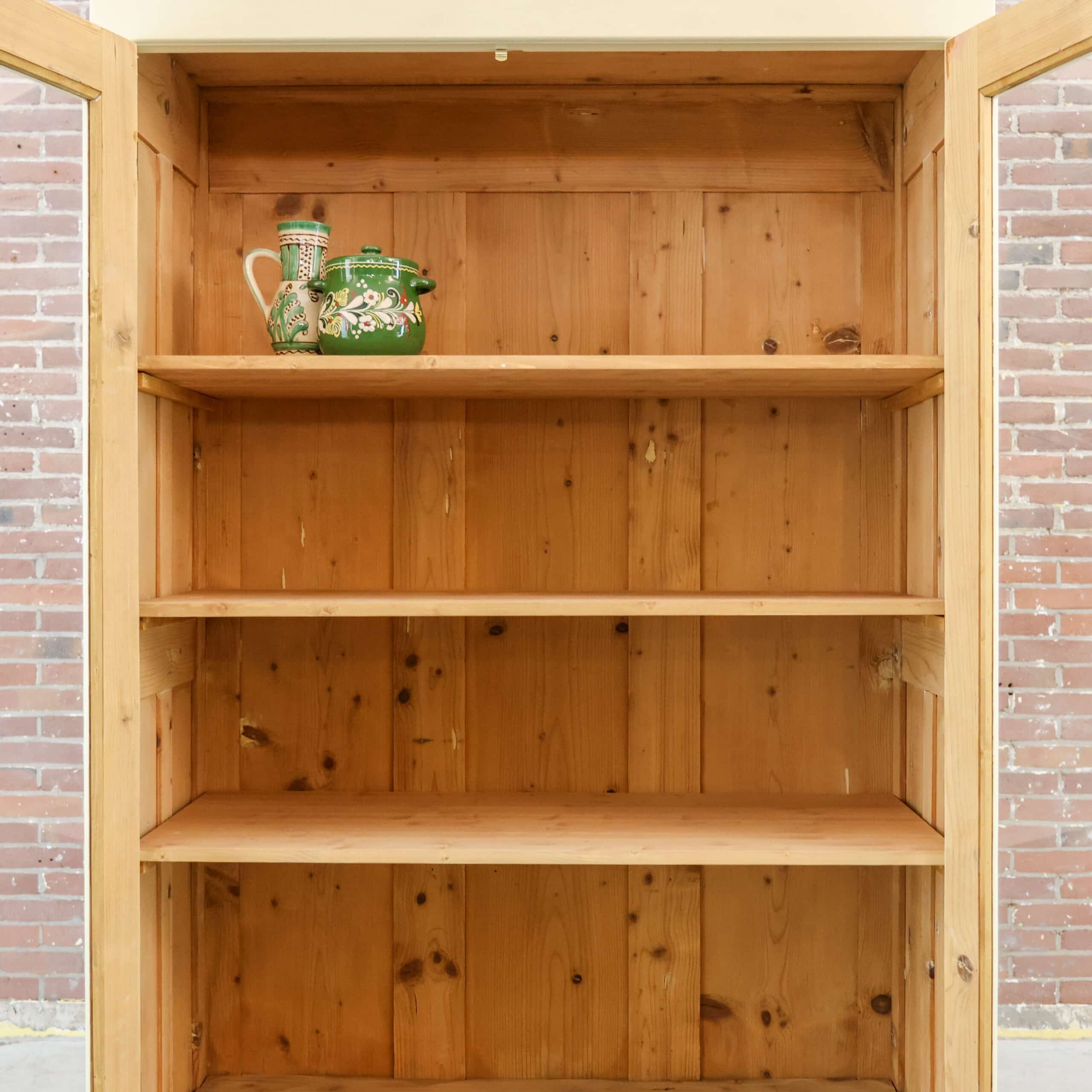 Brocante crème vitrinekast – Bild 3