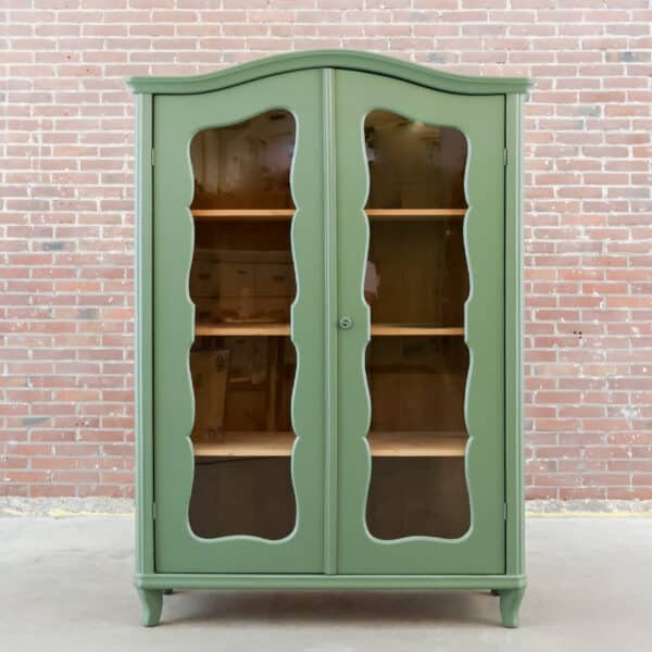 Brocante vitrinekast