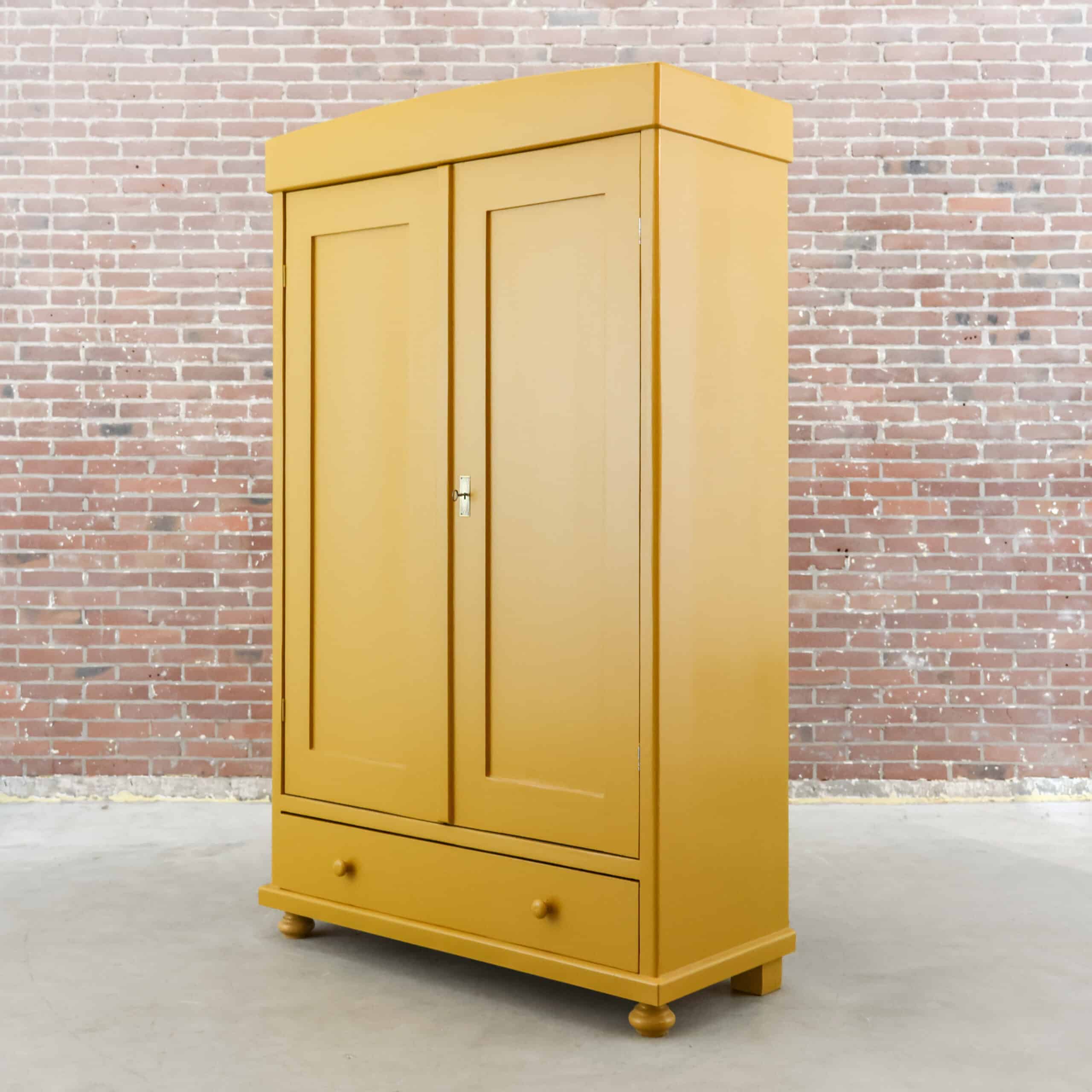 Brocante okergele linnenkast - Afbeelding 7