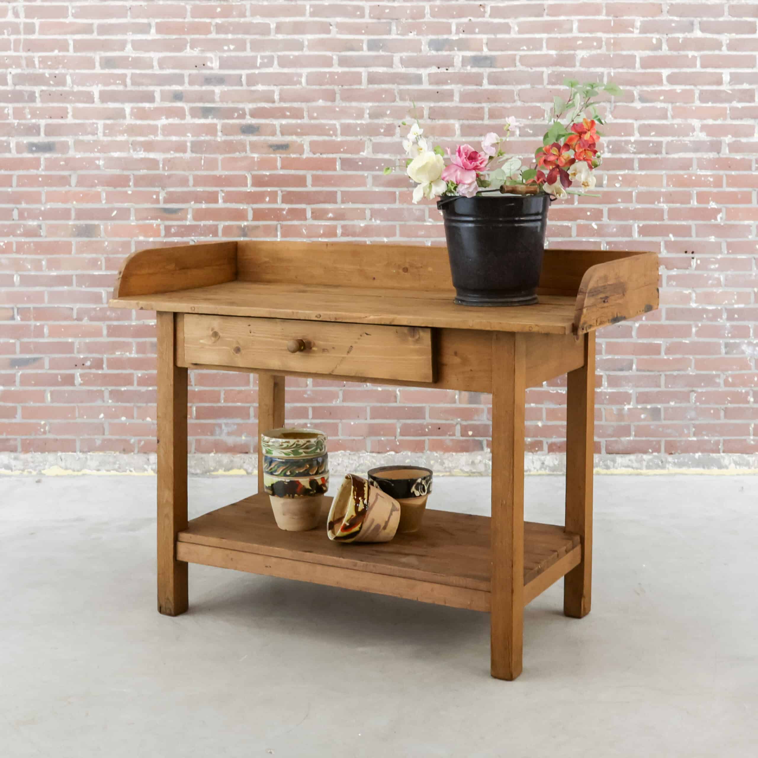 Brocante oppottafel/werktafel